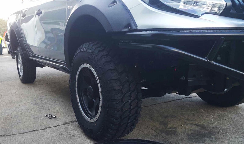 Kut Snake Flares for Mitsubishi Triton MQ 2015-10/2018 Full Set ABS